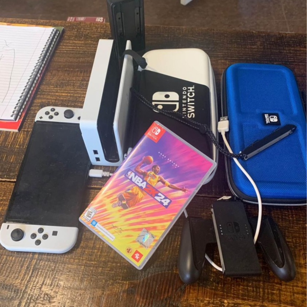 Nintendo switch game system two cases coby Bryant game and accessories all new - Picture 2 of 2